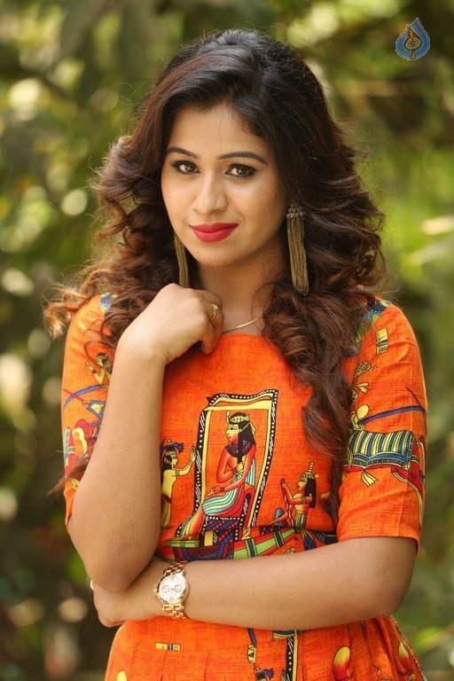 Manali Rathod New Pics - 22 / 35 photos