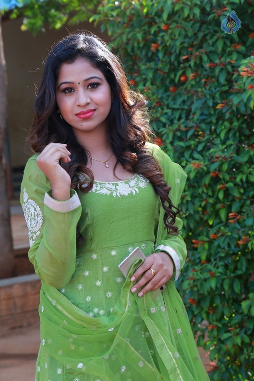 Manali Rathod Photos - 27 / 42 photos