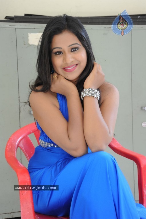 Manali Rathod Stills - 29 / 85 photos