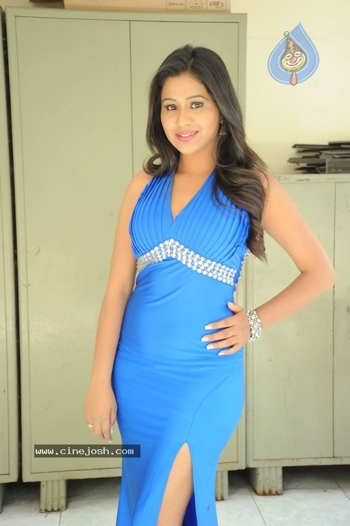 Manali Rathod Stills - 68 / 85 photos