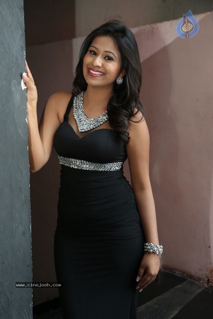 Manali Rathode Latest Stills - 70 / 95 photos