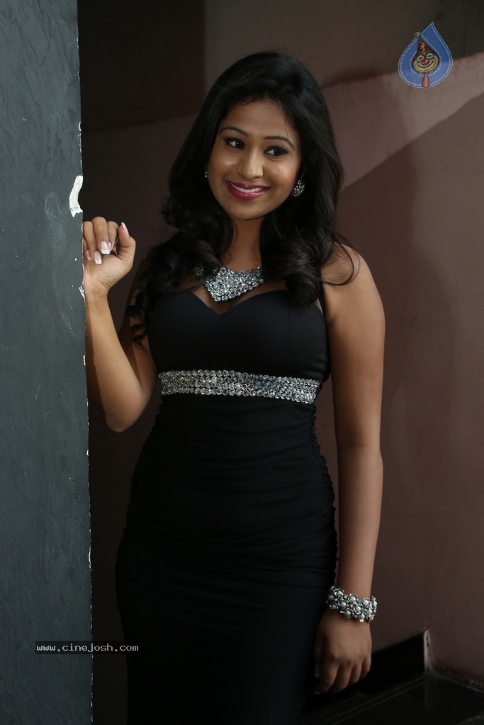 Manali Rathode Latest Stills - 81 / 95 photos