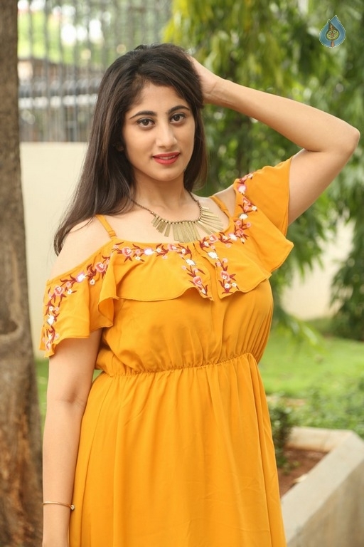 Manasa Jonnalagadda Latest Photos - 2 / 21 photos
