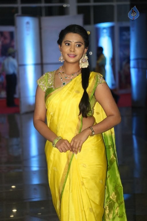 Manasa Latest Photos - 16 / 36 photos