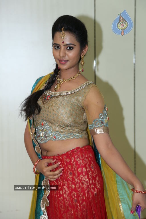 Manasa New Photos - 47 / 76 photos