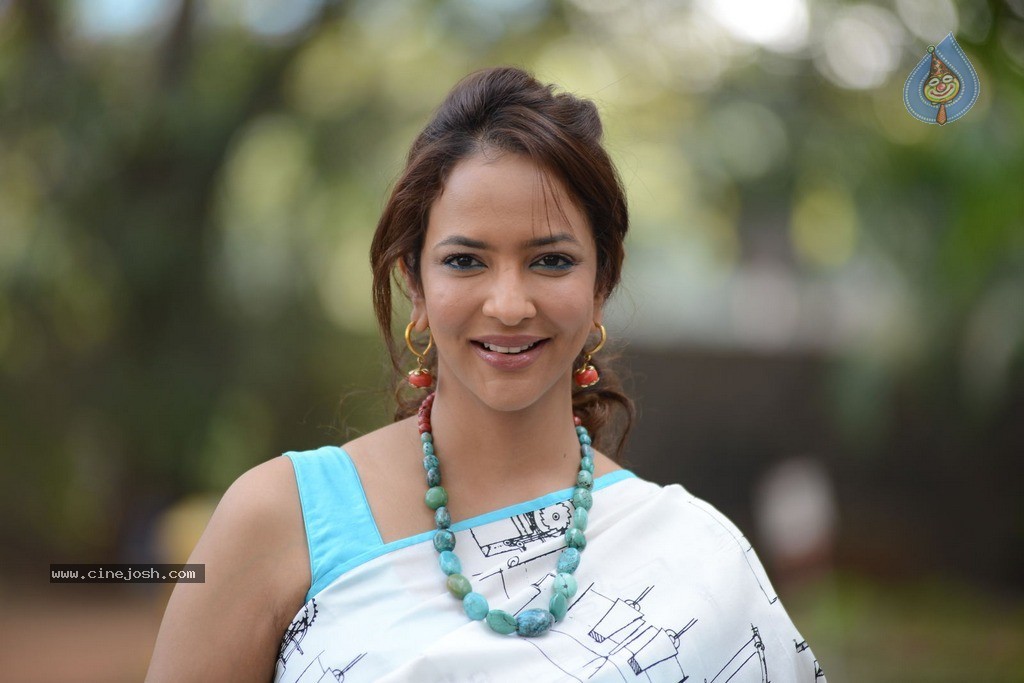Manchu Lakshmi New Photos - 7 / 60 photos