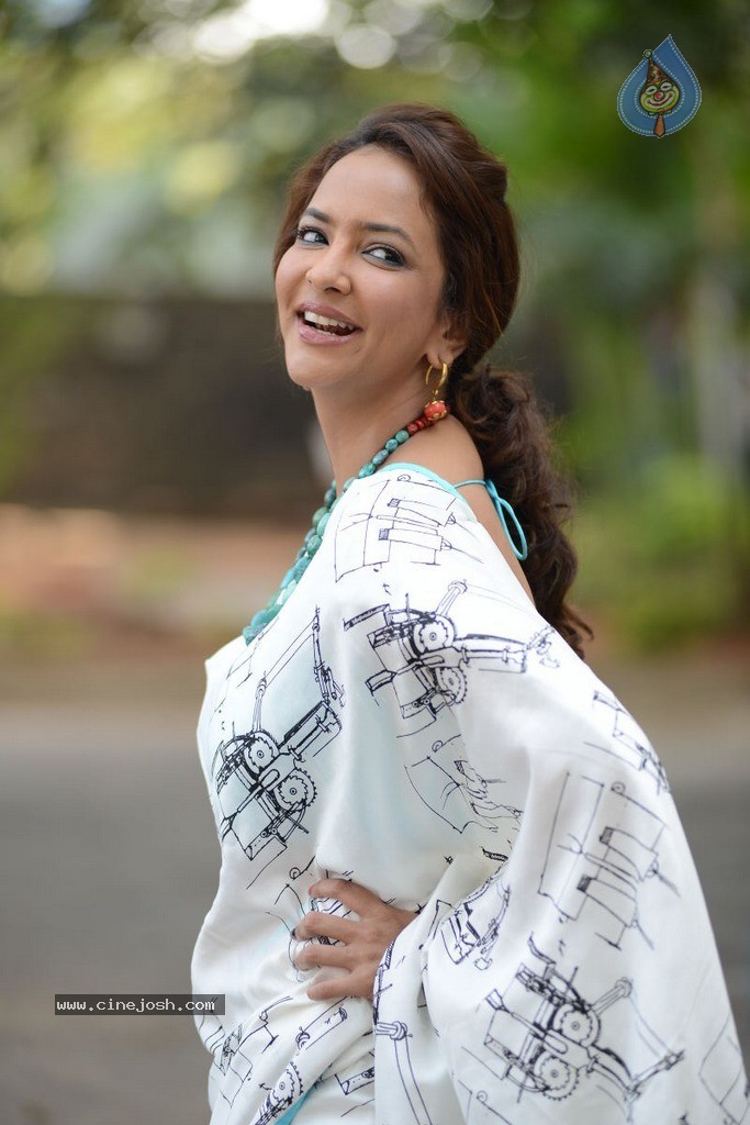 Manchu Lakshmi New Photos - 13 / 60 photos