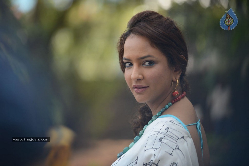 Manchu Lakshmi New Photos - 42 / 60 photos