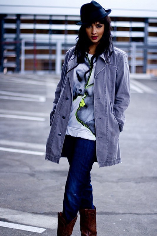 Manchu Lakshmi New Photos - 33 / 111 photos