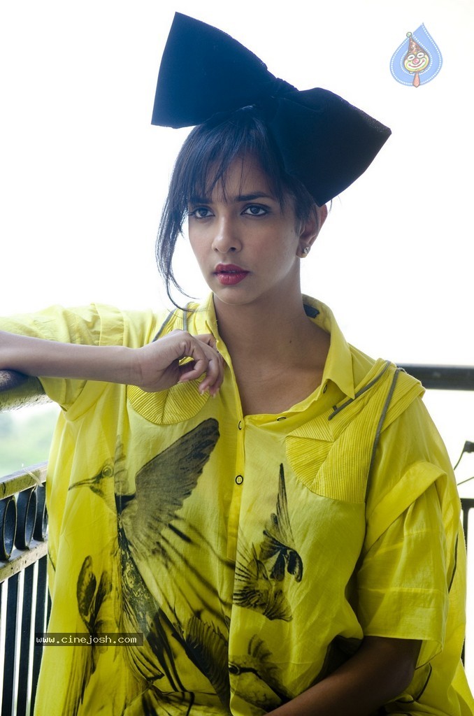 Manchu Lakshmi Prasanna Photos - 17 / 71 photos