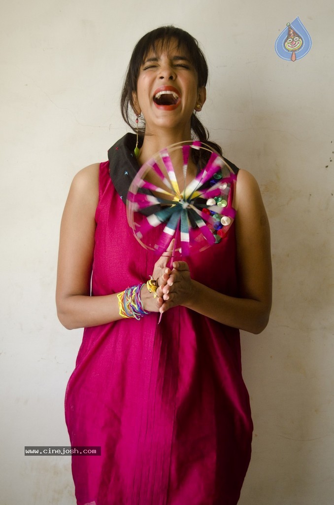 Manchu Lakshmi Prasanna Photos - 30 / 71 photos