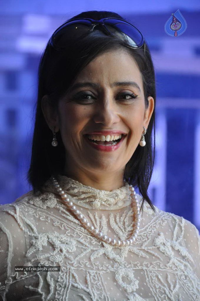 Manisha Koirala Latest Stills - 22 / 76 photos