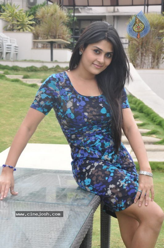 Manjulika Latest Stills - 25 / 96 photos