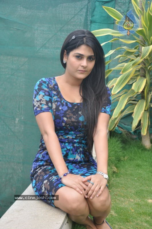 Manjulika Latest Stills - 42 / 96 photos