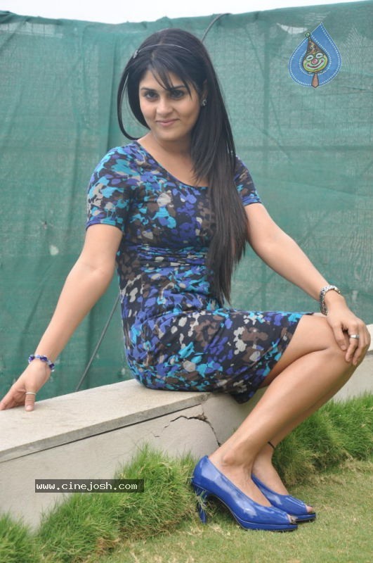 Manjulika Latest Stills - 70 / 96 photos