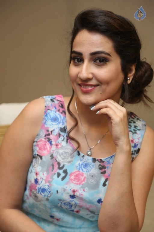 Manjusha Latest Gallery - 12 / 40 photos