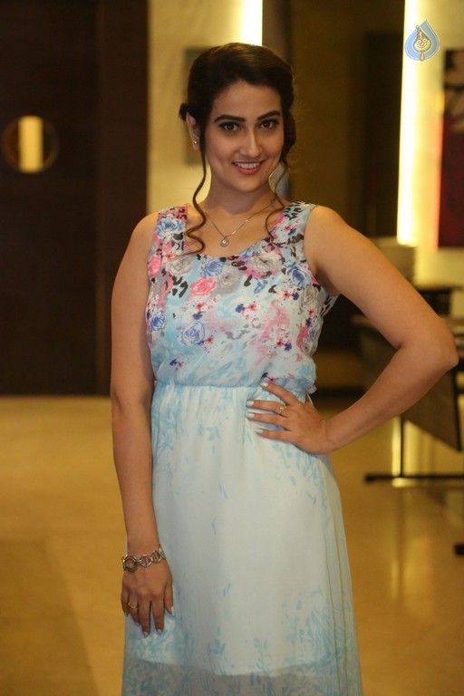 Manjusha Latest Gallery - 21 / 40 photos