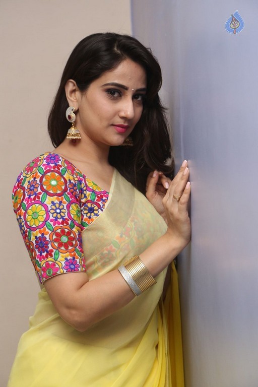 Manjusha Latest Gallery - 26 / 55 photos