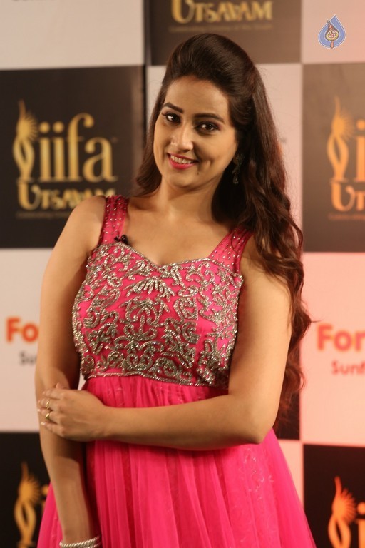 Manjusha Latest Gallery - 26 / 28 photos