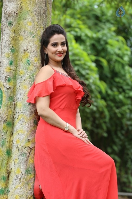 Manjusha Latest Photos - 11 / 41 photos