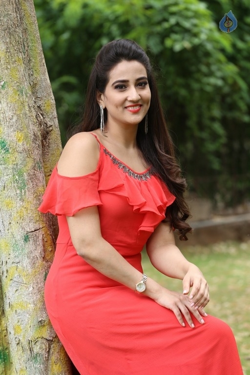 Manjusha Latest Photos - 12 / 41 photos