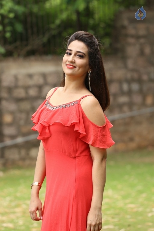 Manjusha Latest Photos - 14 / 41 photos