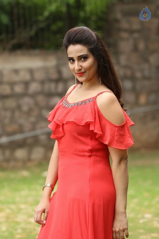 Manjusha Latest Photos - 21 / 41 photos