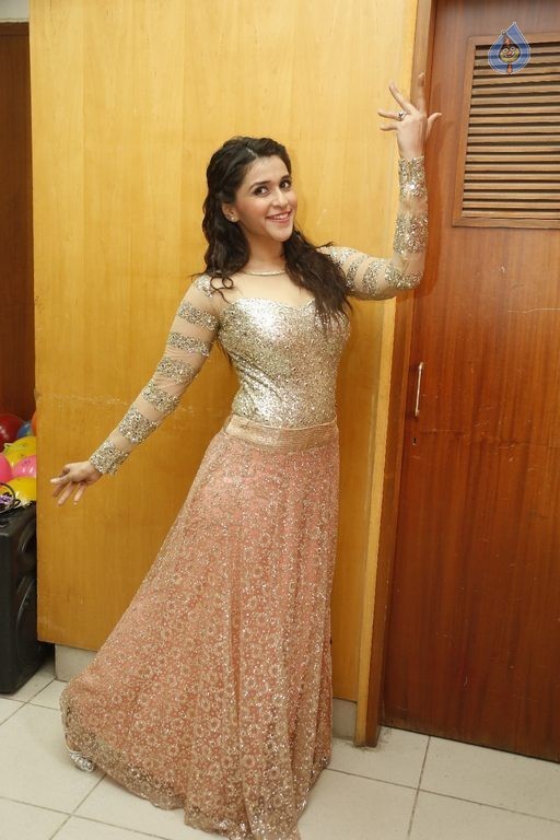 Mannara Photos - 19 / 33 photos