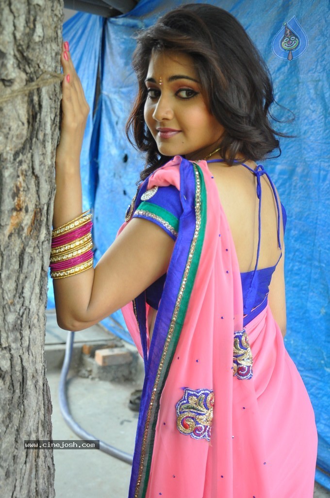 Manochitra New Stills - 114 / 116 photos