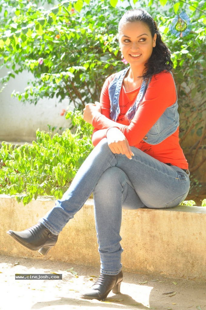 Mariyam Zakaria Latest Photos - 41 / 48 photos