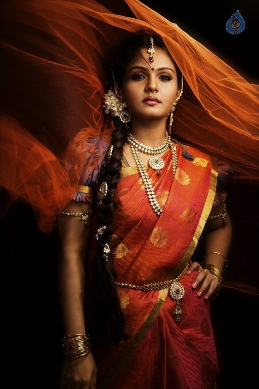 Maya Latest Photos - 12 / 17 photos