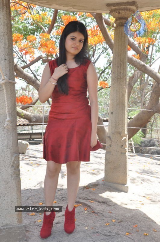 Meenakshi Stills - 13 / 99 photos