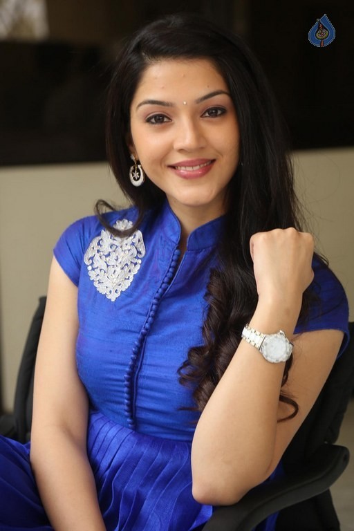 Mehreen New Photos - 41 / 50 photos