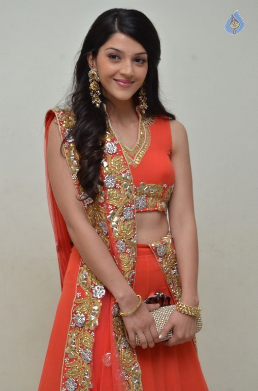 Mehreen Photos - 20 / 41 photos