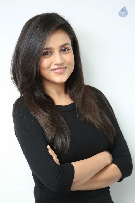 Mishti Chakraborty Latest Stills - 11 / 21 photos