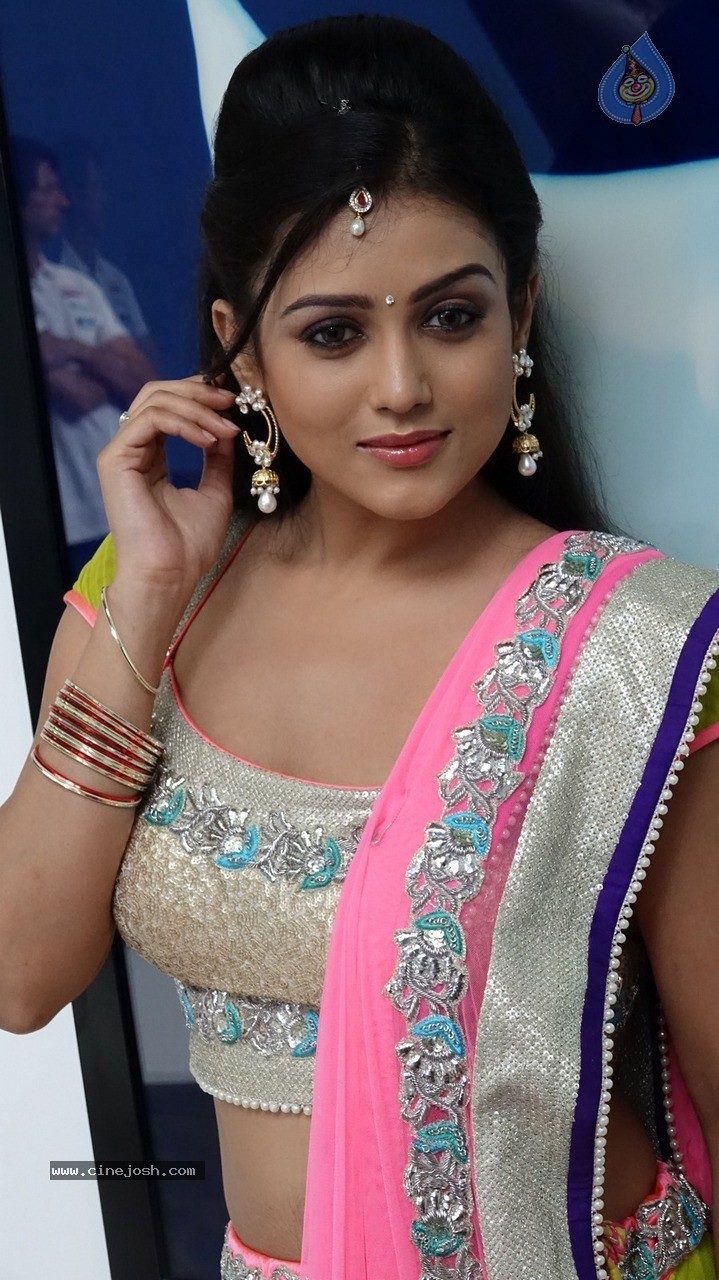 Mishti Chakraborty New Photos - 27 / 90 photos