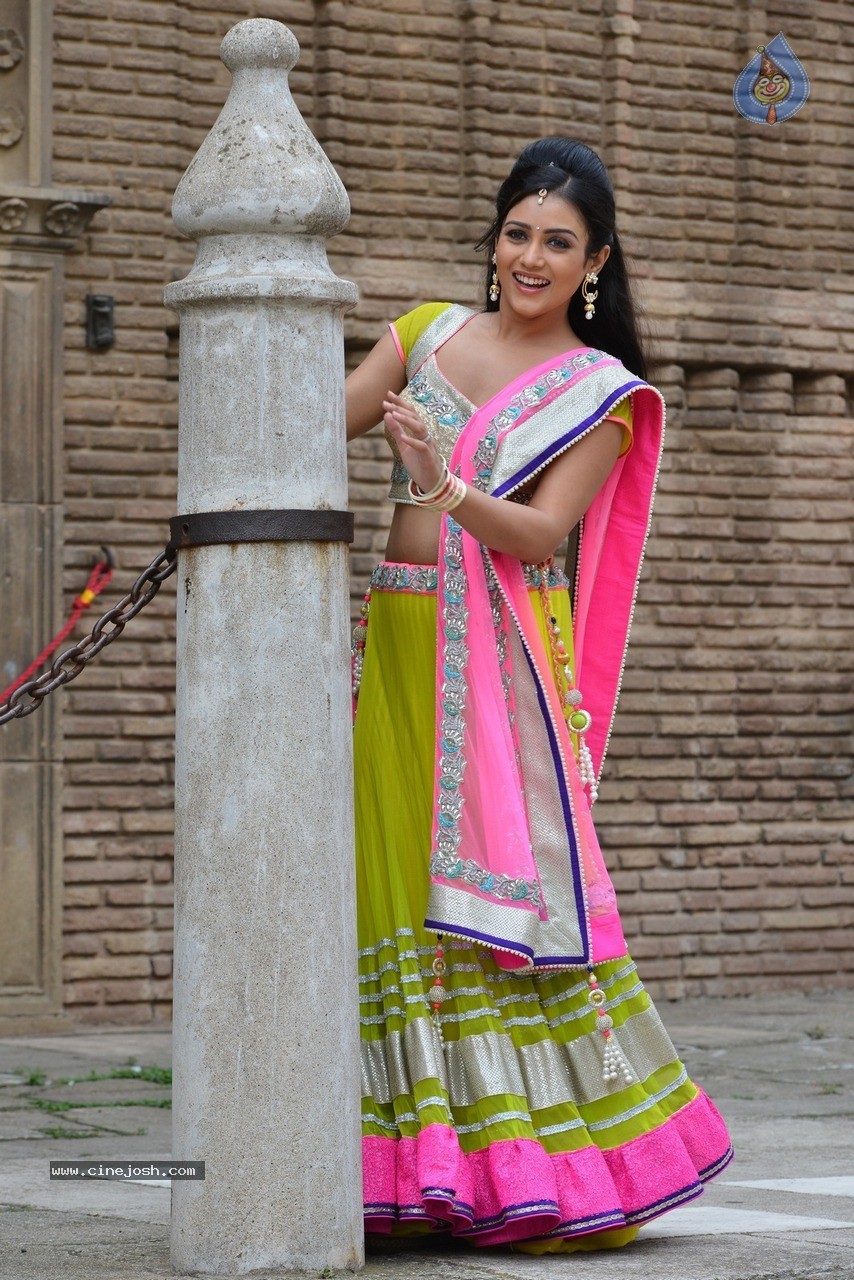 Mishti Chakraborty New Photos - 35 / 90 photos