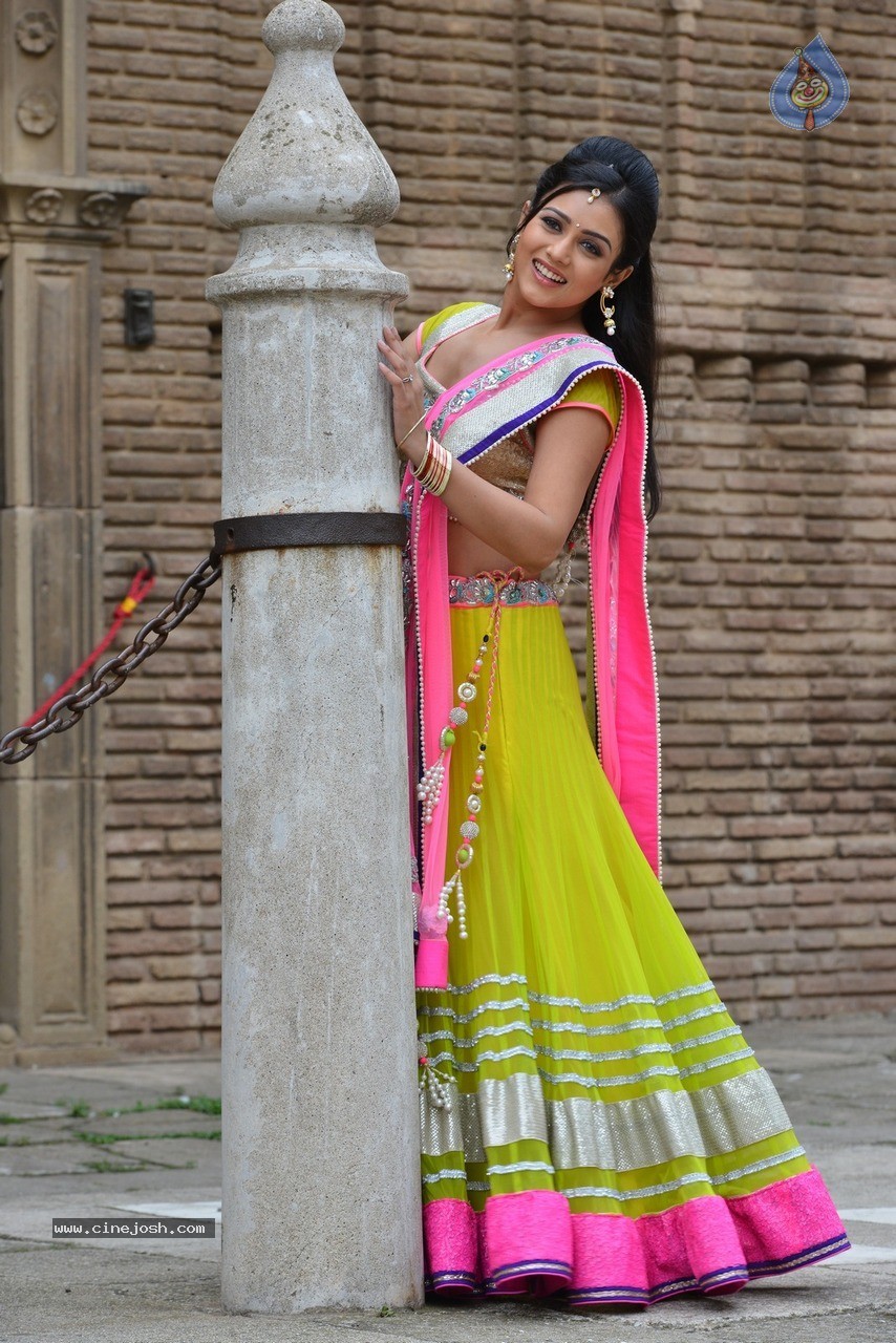 Mishti Chakraborty New Photos - 74 / 90 photos