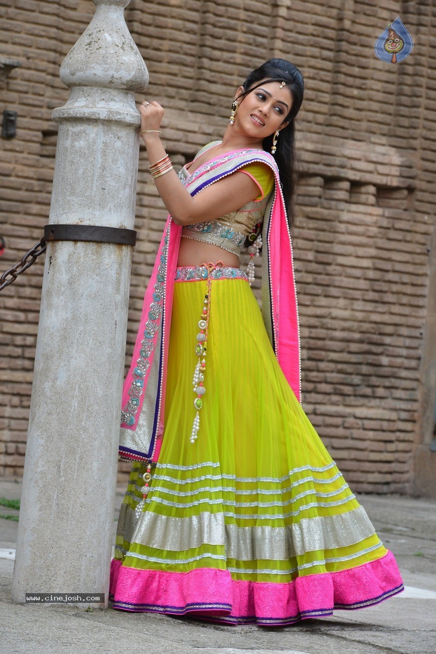 Mishti Chakraborty New Photos - 88 / 90 photos