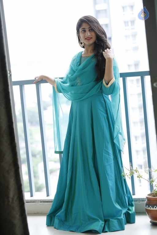 Miss India Asia Pacific 2017 Manasa Jonnalagadda Images - 5 / 29 photos