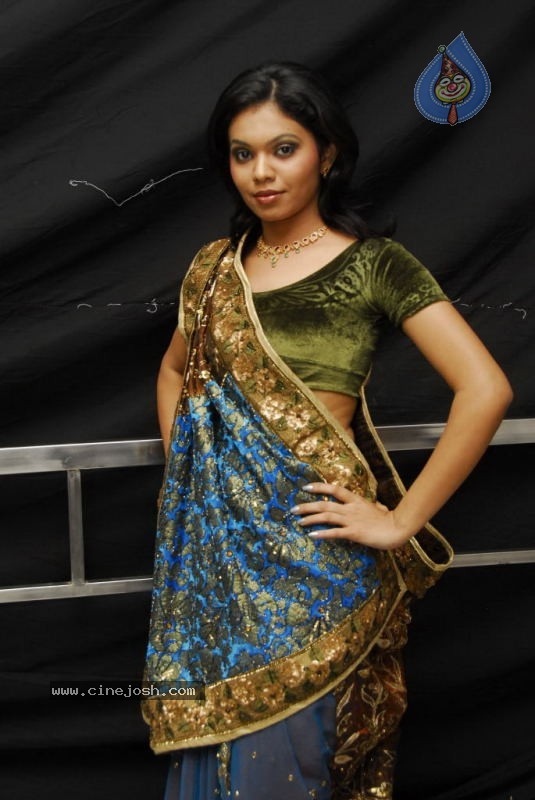 Miss Twin City Contest  Models - 162 / 176 photos