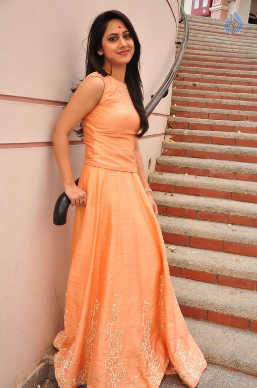 Miya George Photos - 32 / 42 photos