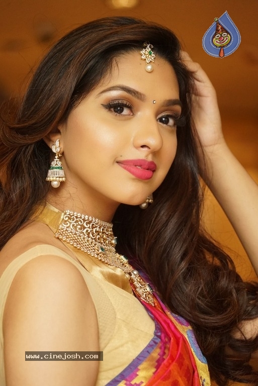 Model Mannat Singh Latest Photos - 4 / 45 photos