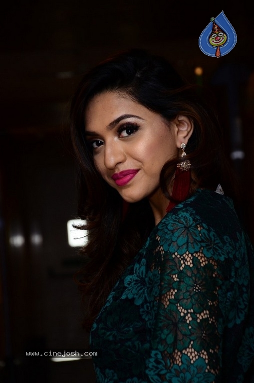 Model Mannat Singh Latest Photos - 6 / 45 photos