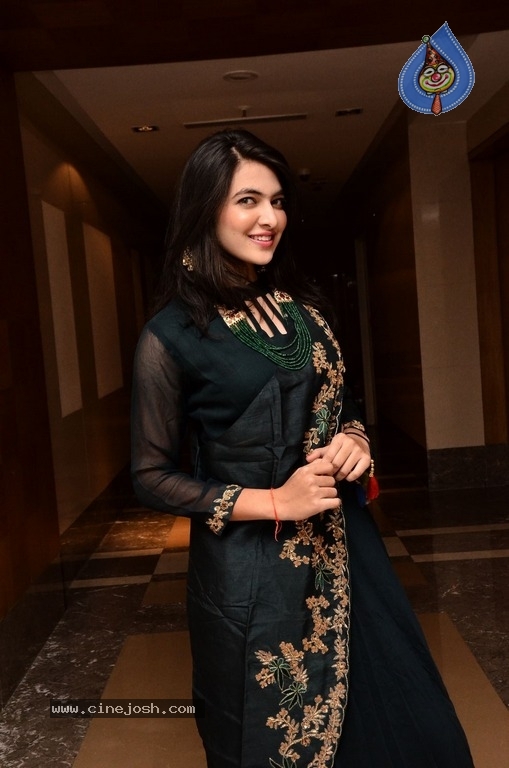 Model Supraja Reddy Stills - 6 / 21 photos