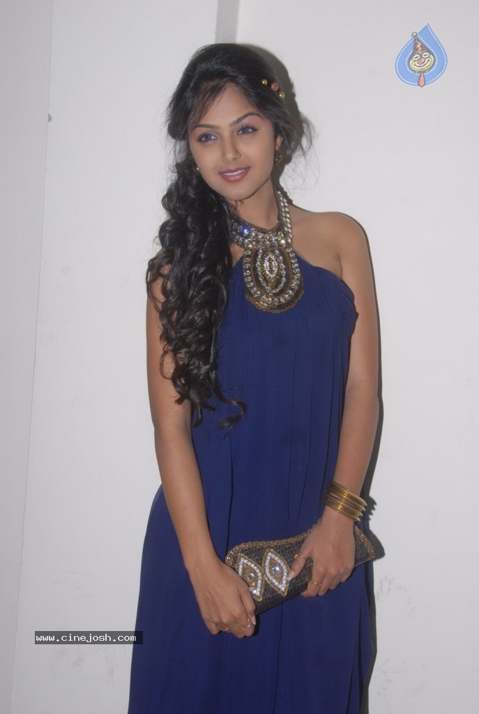 Monal Gajjar Latest Stills  - 4 / 50 photos