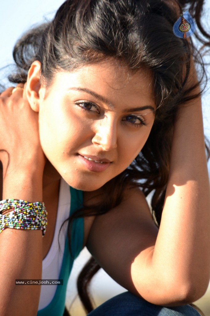 Monal Gajjar New Photos - 1 / 70 photos