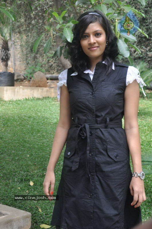 Monika Sharma Stills - 26 / 29 photos