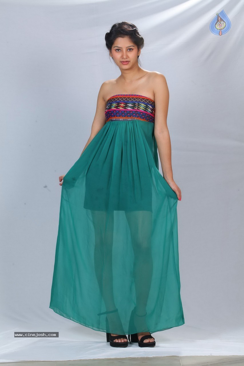 Monika Singh Latest Stills - 5 / 50 photos