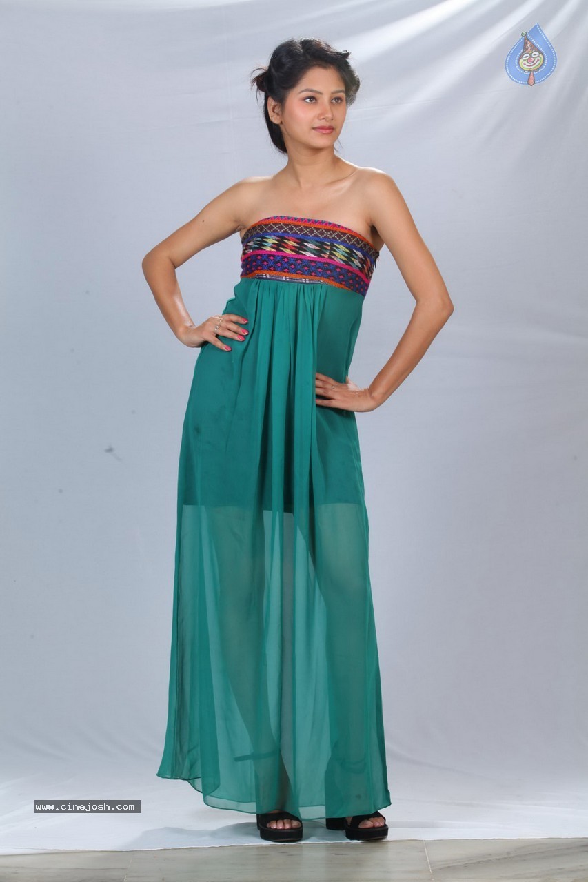 Monika Singh Latest Stills - 21 / 50 photos